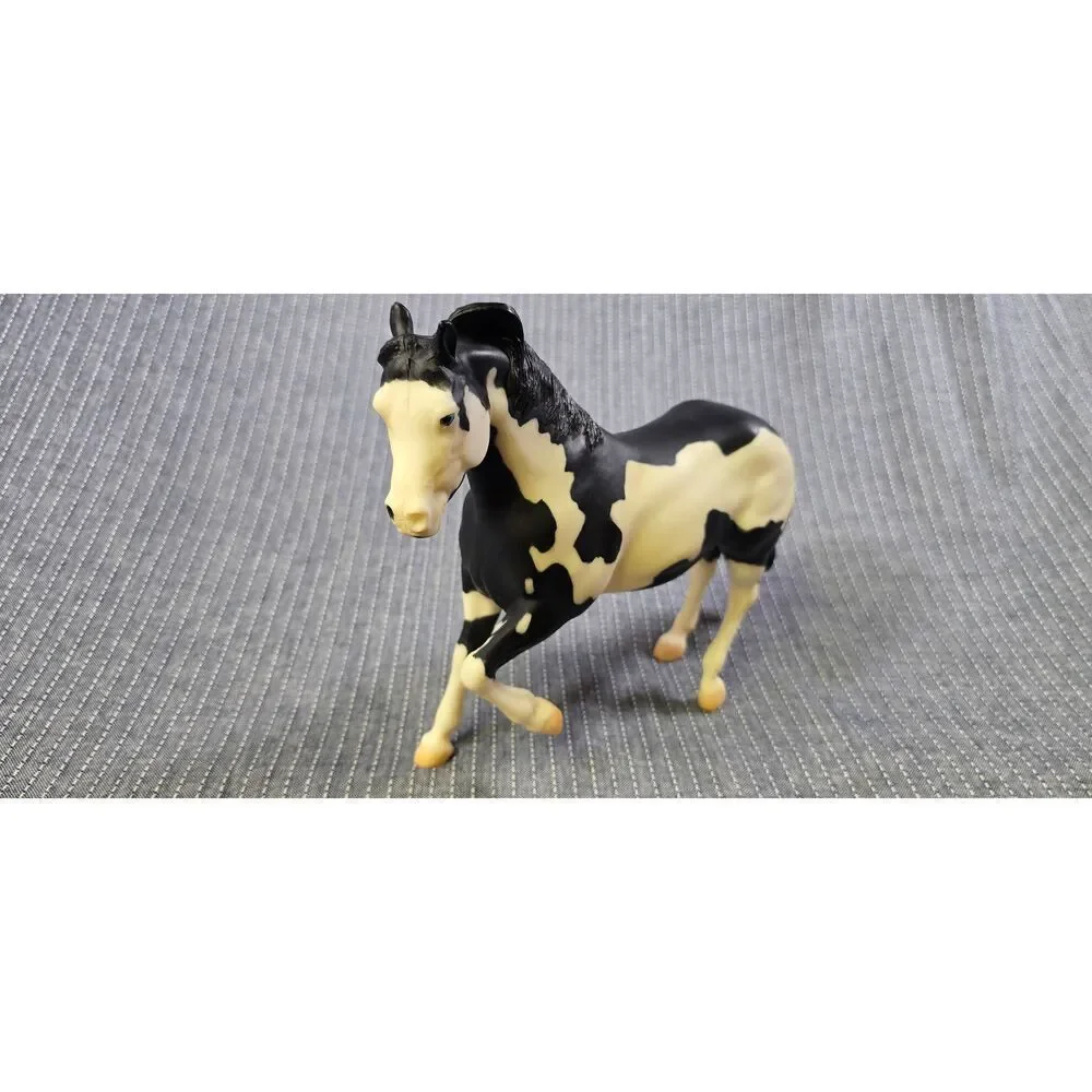 Breyer 2001 Cisco Kids Diablo Horse